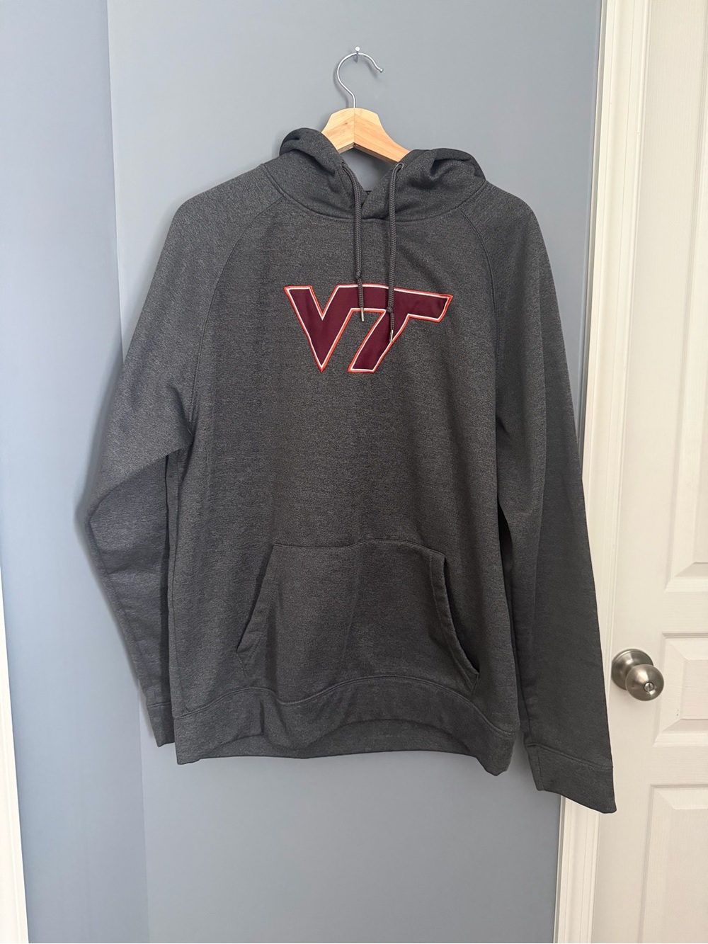 Colosseum Charcoal Pullover Hoodie with Maroon VT Logo